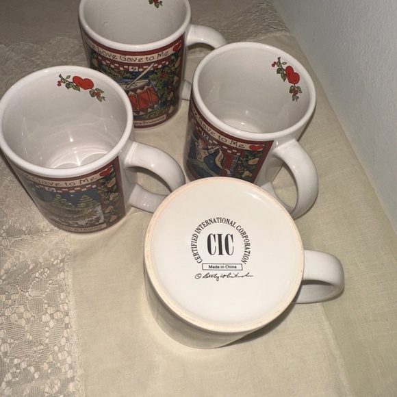 “The Twelve Days of Christmas" mugs - designed by Betty Whiteaker - Picture 2 of 4